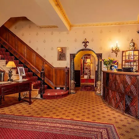 מלון The Revere 3*