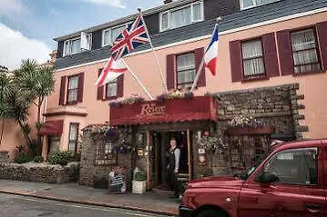 The Revere 3* Saint Helier