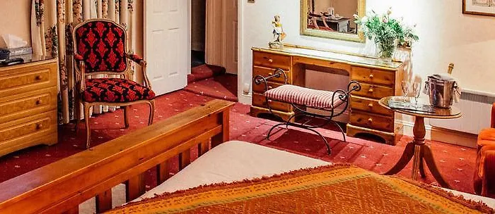 The Revere 3* Saint Helier Jersey