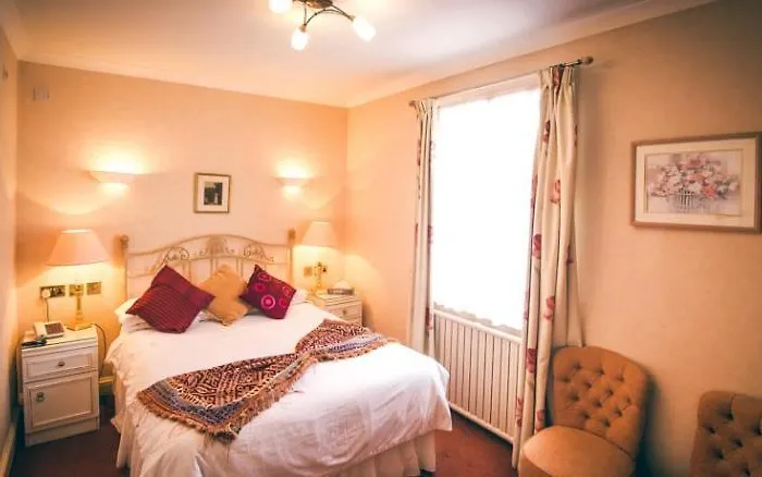 The Revere Saint Helier Jersey