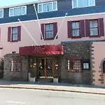 The Revere Otel 3*