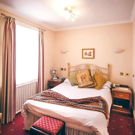 The Revere Saint Helier Jersey