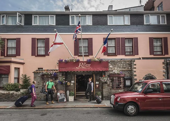 The Revere 3* سانت هلير جيرسي